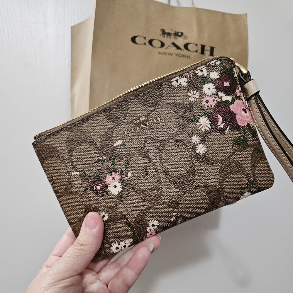Coach wrist wallet